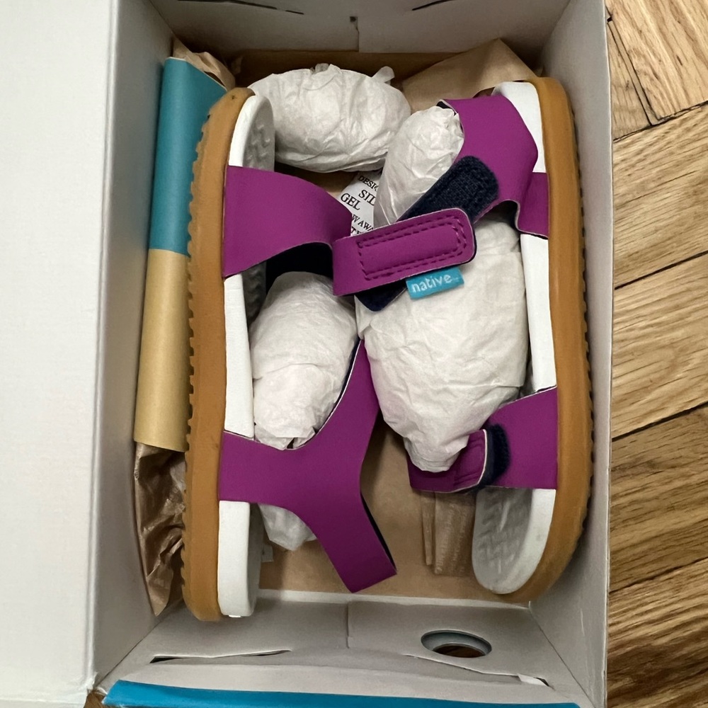 Native charley sandals in purple size 12 NIB